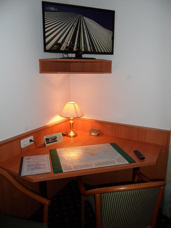 Hotel Hutzenthaler Bruckberg Quarto foto