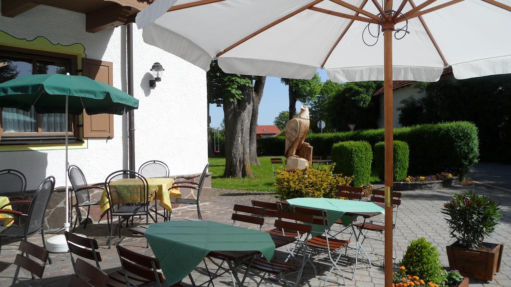Hotel Hutzenthaler Bruckberg Exterior foto